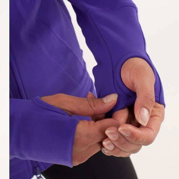 LULULEMON IN STRIDE JACKET - BRUISED BERRY/FADED DOT - Picture 5 of 16